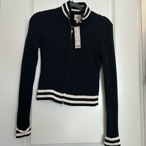 NWT Urban outfitters ZIPUP